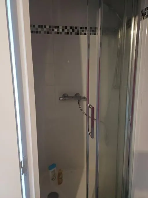 Elegant Pied-A-Terre Paris 8Eme Apartman